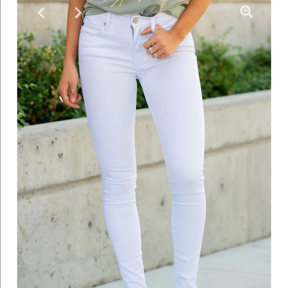 KanCan Denim - Kancan high rise skinny jeans white size 28